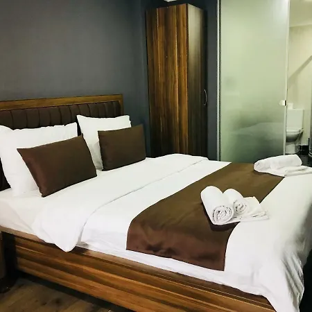 Centrum Hotel 2*